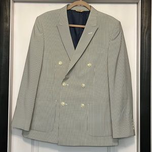 Men’s double breasted seersucker sport coat
